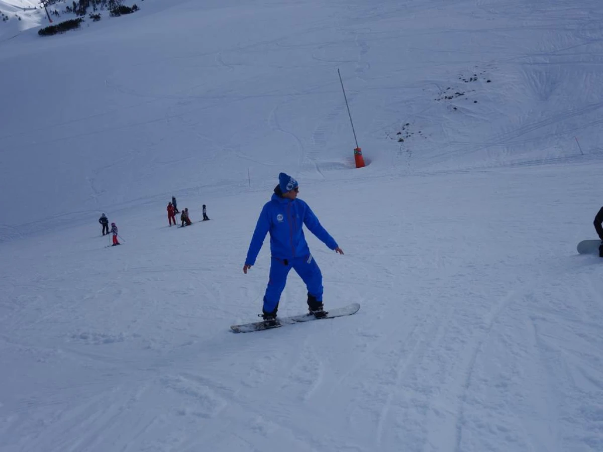 Leçons privées SNOWBOARD 1 à 2 pers - Bonjour Fun