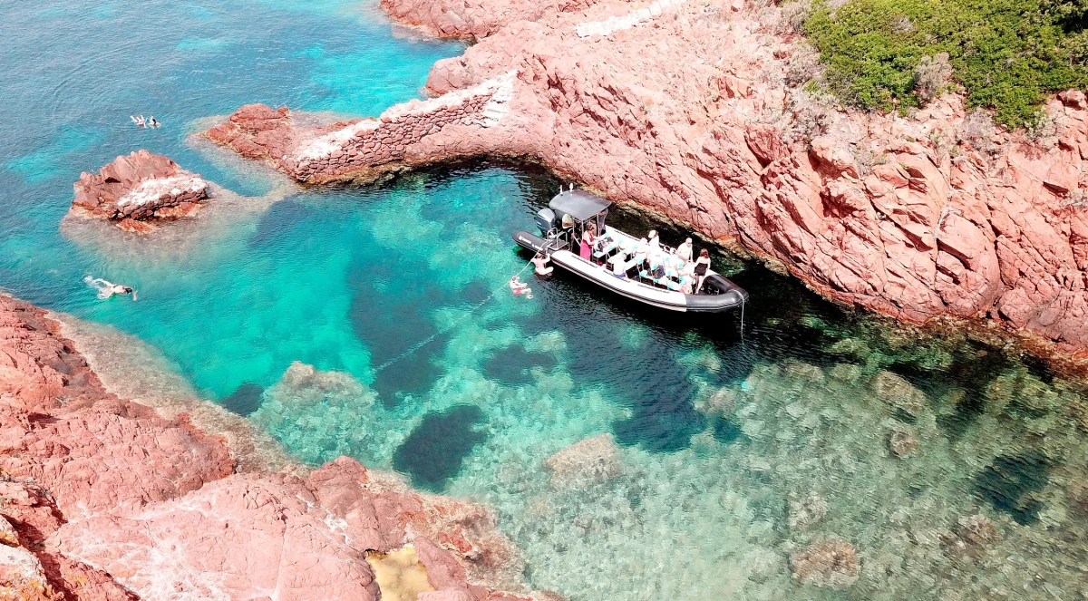 Les Calanques de l'Esterel - Départ Fréjus - Semi rigide - Bonjour Fun