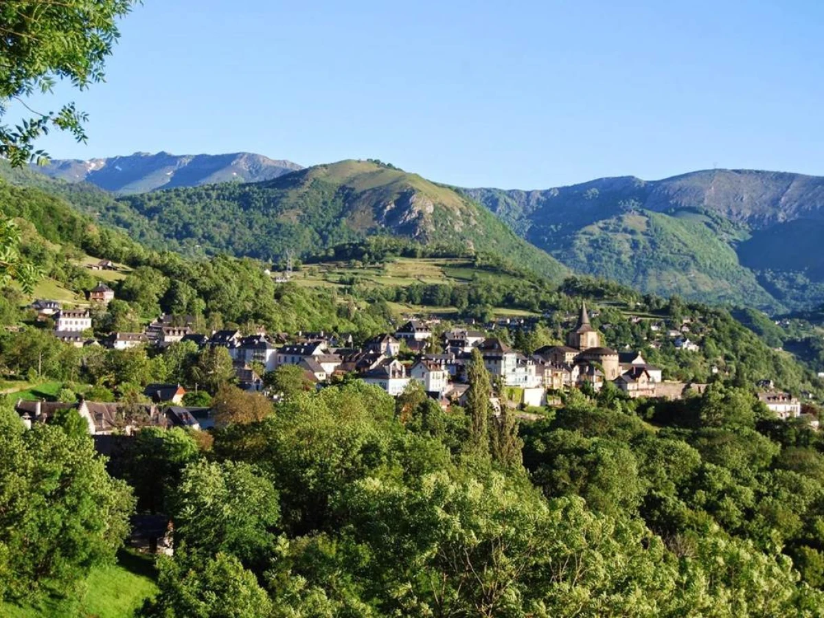 Les Rochers - Bonjour Fun