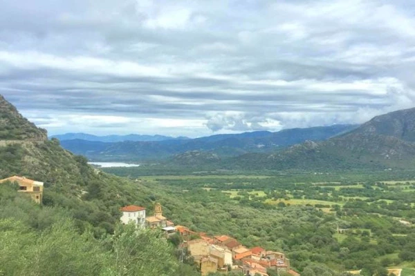 Les Vieux villages - L'authenticité Corse - Bonjour Fun