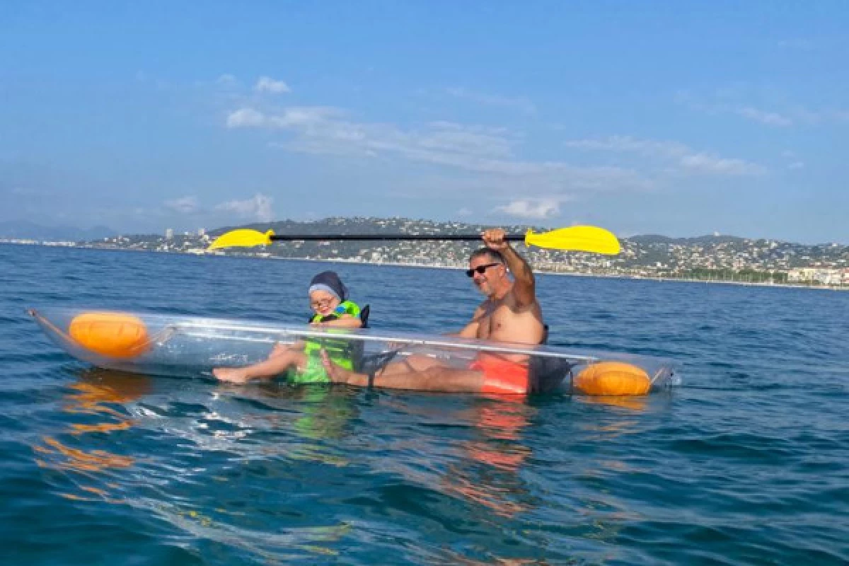 Location de Kayak Transparent 1h / 2 personnes - Bonjour Fun