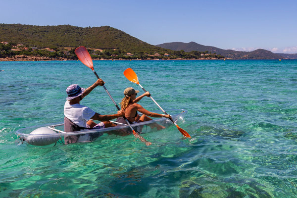 Location de kayak transparent sur la plage du Ruppione - Bonjour Fun