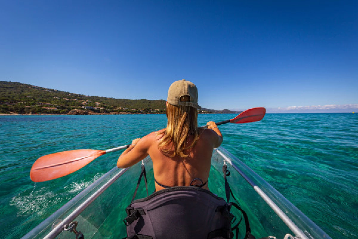 Location de kayak transparent sur la plage du Ruppione - Bonjour Fun