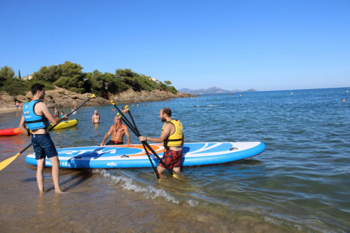  Location de Stand Up Paddle géant  - plage de la Madrague - Bonjour Fun