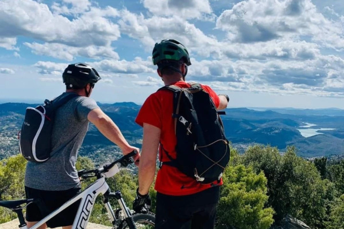 Location VTT Electrique - Grottes de Saint Cézaire sur Siagne - Bonjour Fun