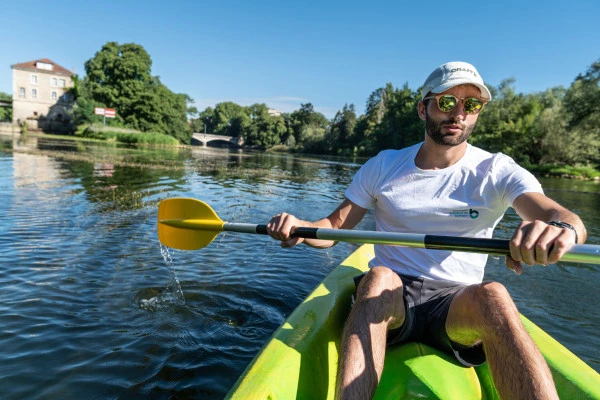 Location Canoé Kayak et stand-up Paddle (Société Nautique de Besançon) - Bonjour Fun