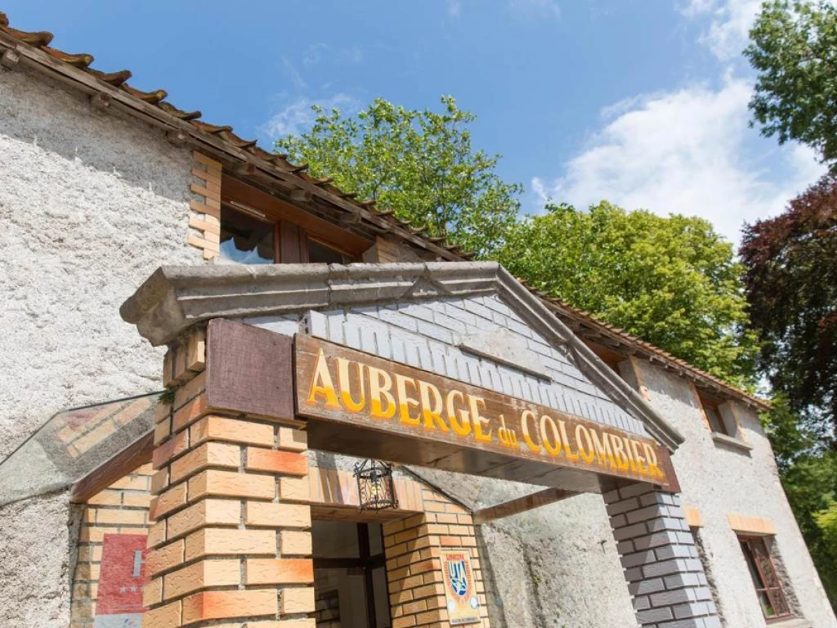 LOGIS - Auberge Du Colombier - Bonjour Fun