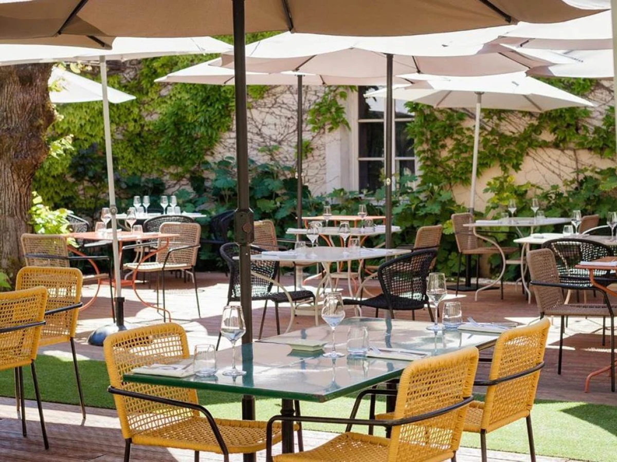 Logis Hostellerie des Clos et restaurant Bistrot d - Bonjour Fun