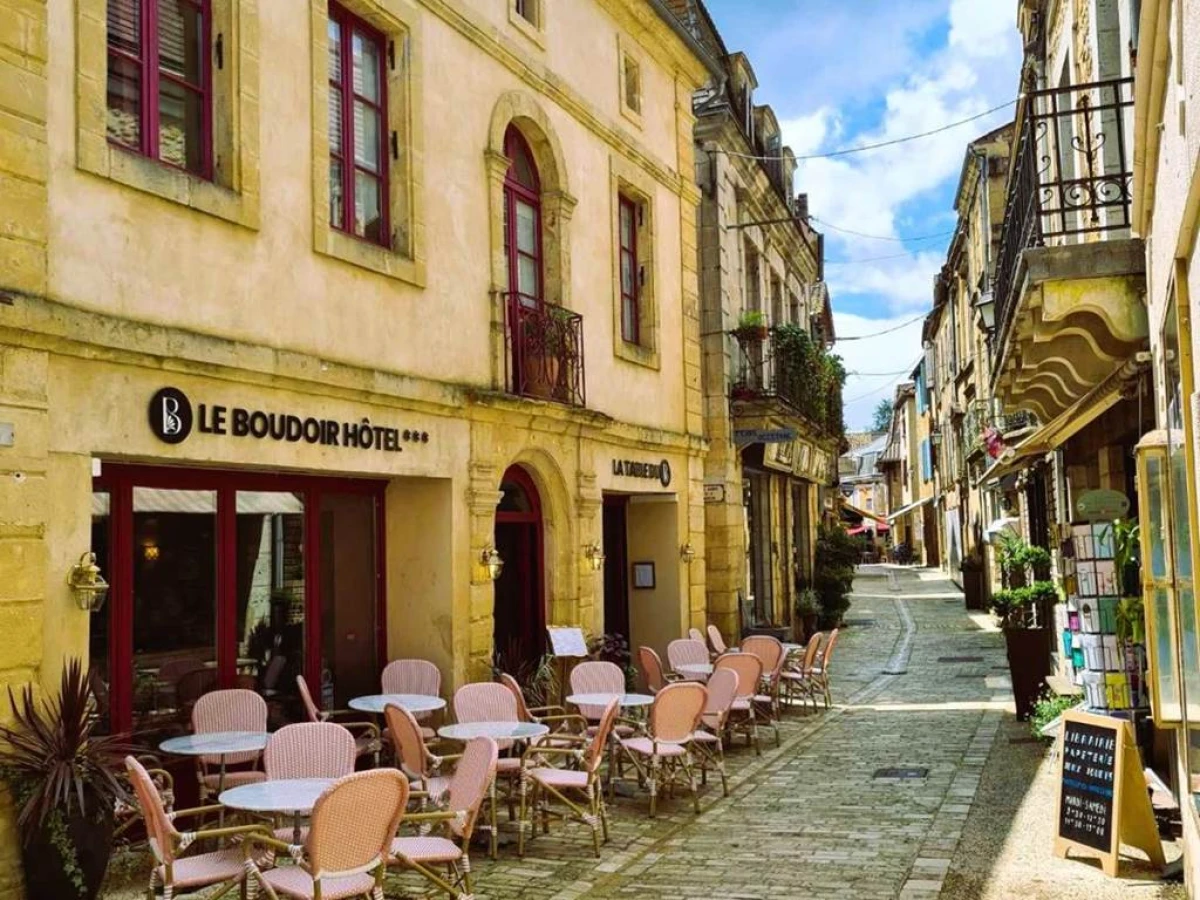 Logis Hôtel Le Boudoir - Bonjour Fun