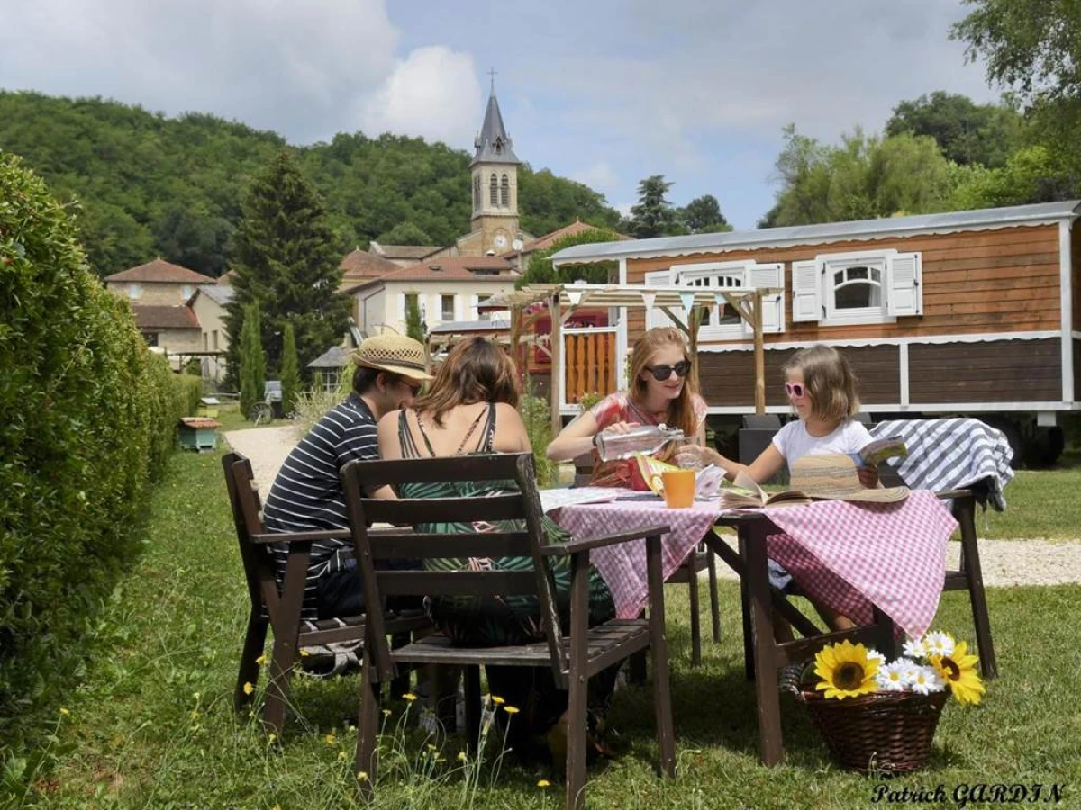 Logis Hôtel-Restaurant Le Relais - Bonjour Fun