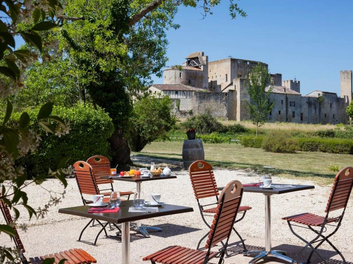 Logis L'Auberge de Larressingle - Bonjour Fun