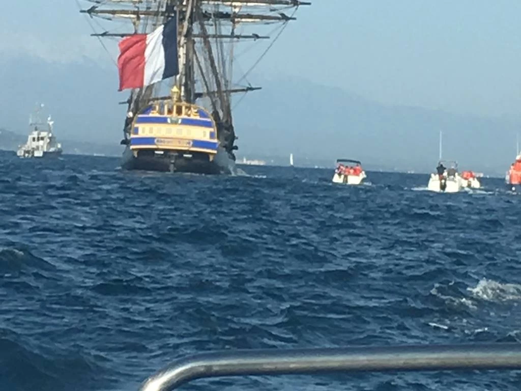 Escapade et Balade en Bateau à Saint Cyprien - Bonjour Fun