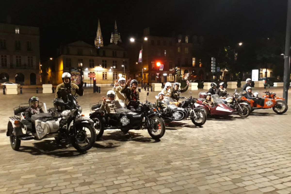 Balade de nuit dans Bordeaux en side-car - Bonjour Fun