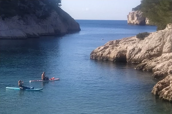 Paddle Calanques Cassis: Port-Miou, Port-Pin, En-Vau - Bonjour Fun