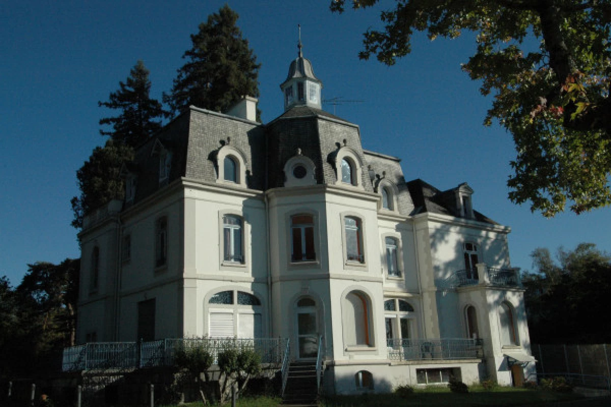 Pau, Ville Anglaise ? et  le Jardin Kofu - Bonjour Fun