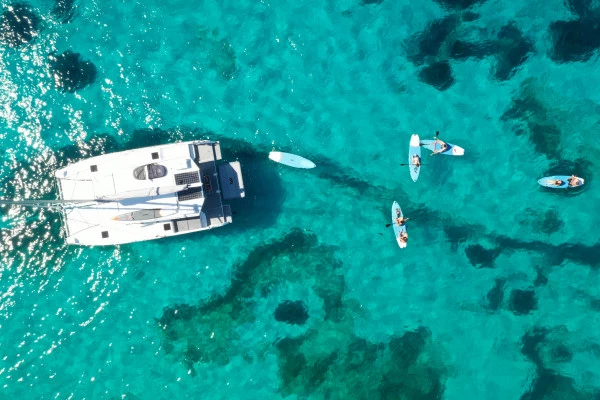 PRIVATISATION NOMAD Catamaran - MATINÉE - Bonjour Fun