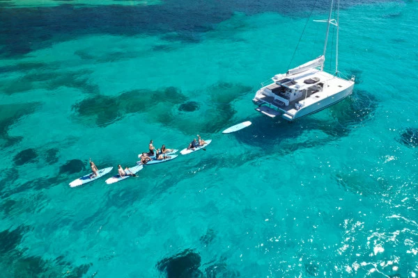 PRIVATISATION NOMAD Catamaran - MATINÉE - Bonjour Fun