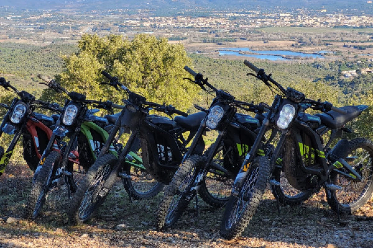 Profitez d'une sortie guidée en e-moto tout-terrain - Bonjour Fun