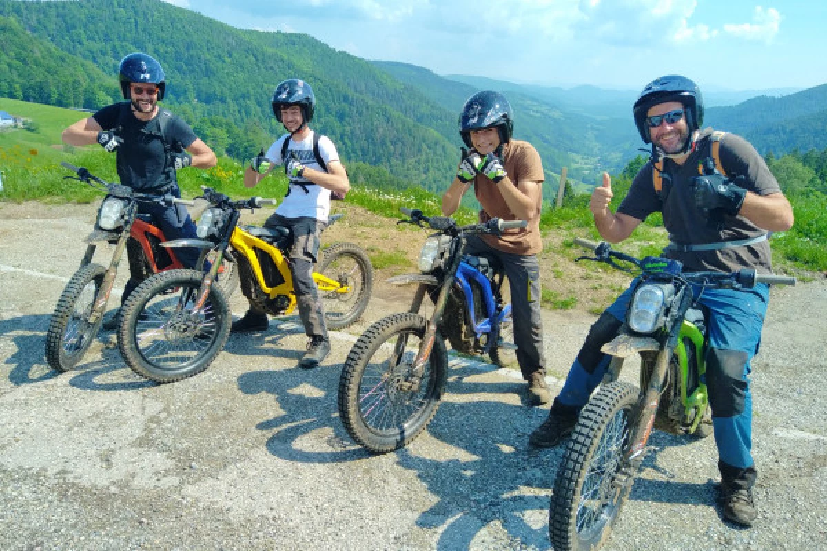 Randonnée à moto électrique dans le Val d'Argent - Bonjour Fun