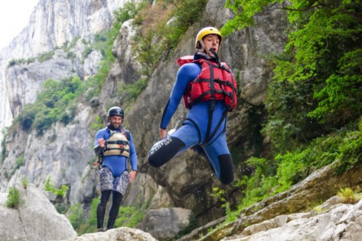 Randonnée Aquatique Découverte 1h -  Gorges du VERDON - Bonjour Fun