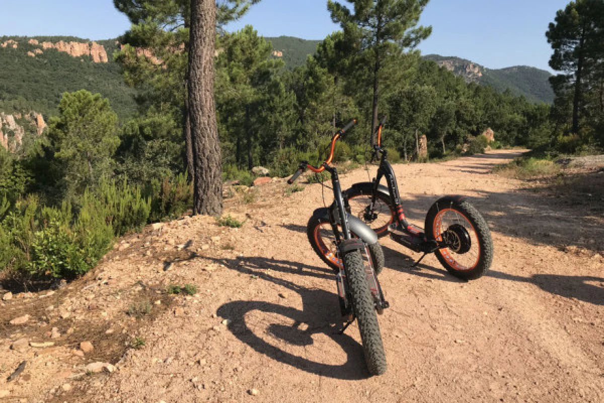 Randonnée en trottinette électrique - Bagnols en Forêt - Bonjour Fun