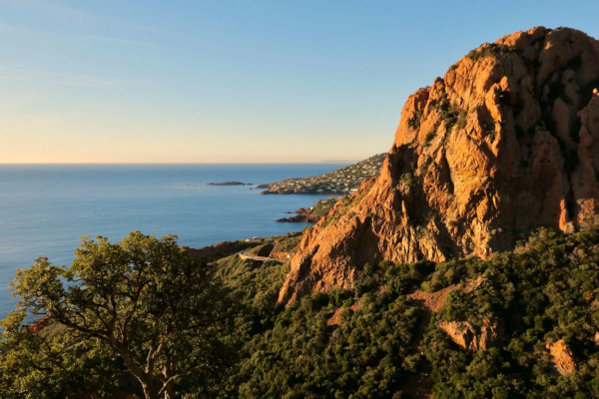 Randonnée - Esterel - sur les traces de St Honorat - Bonjour Fun