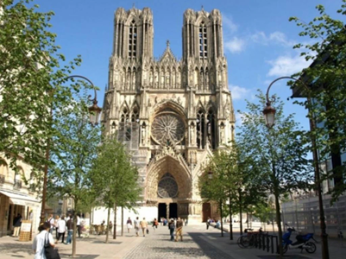 SEGWAY TOUR - REIMS CATHEDRALE - CITY TOUR ET FUN 1H30 - Bonjour Fun