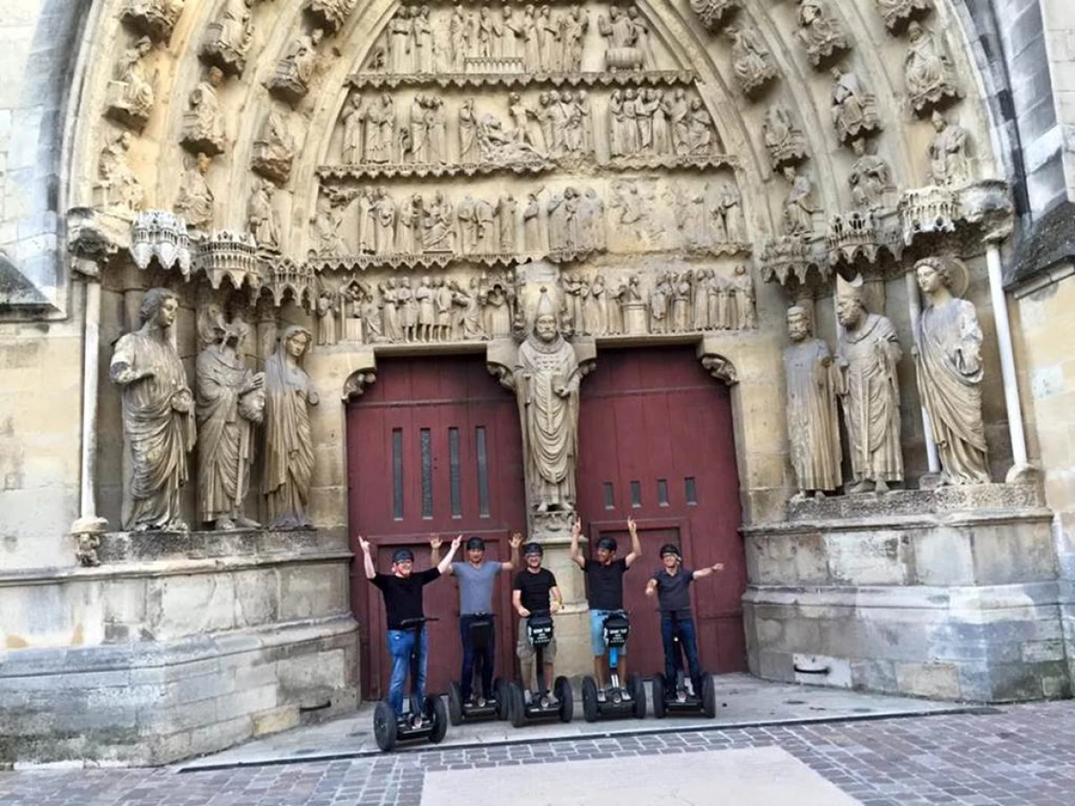 SEGWAY TOUR - REIMS CATHEDRALE - CITY TOUR ET FUN 1H30 - Bonjour Fun