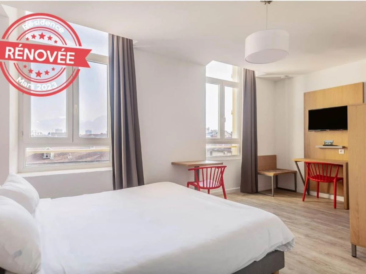 Residhotel Le Central'Gare - Bonjour Fun