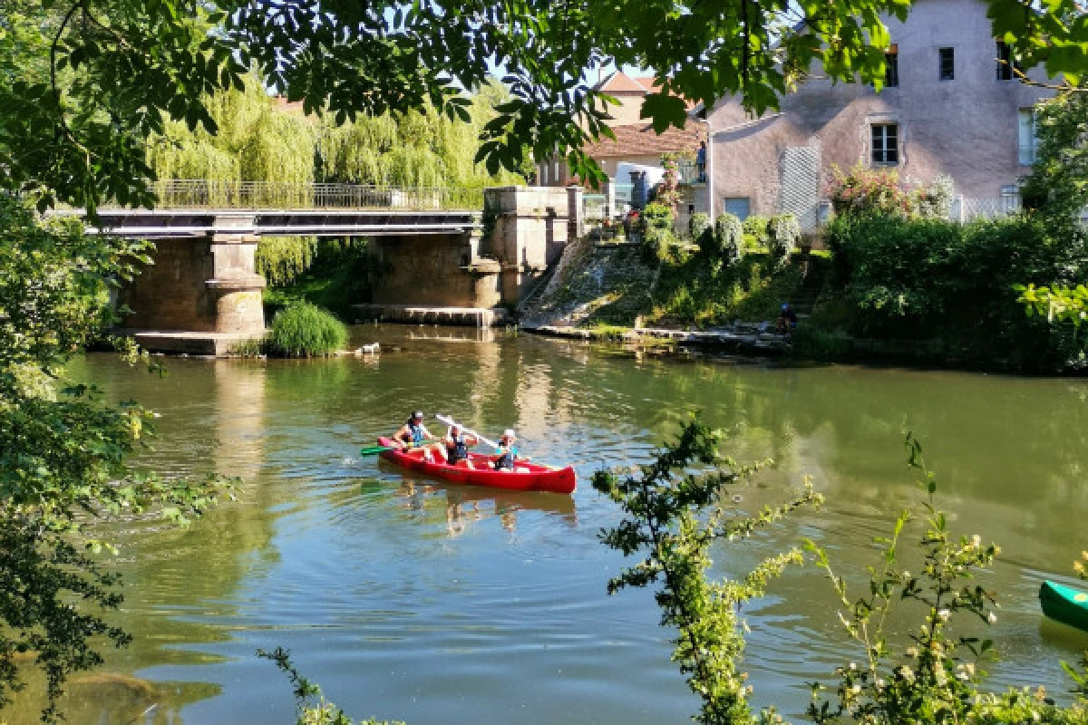 Descente en Canoe-kayak - Montbozon-Larians 11km - Bonjour Fun