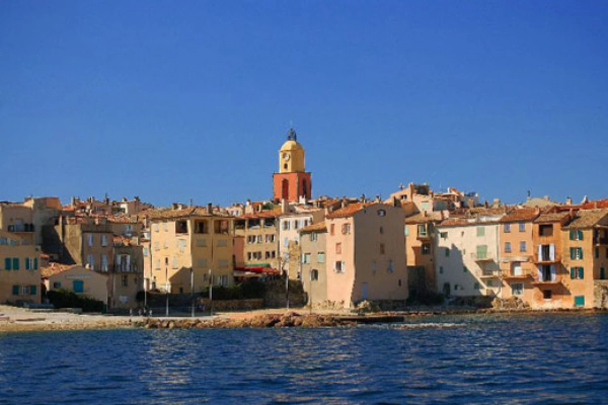 Saint Tropez: Village provençal & plages secrètes - Bonjour Fun