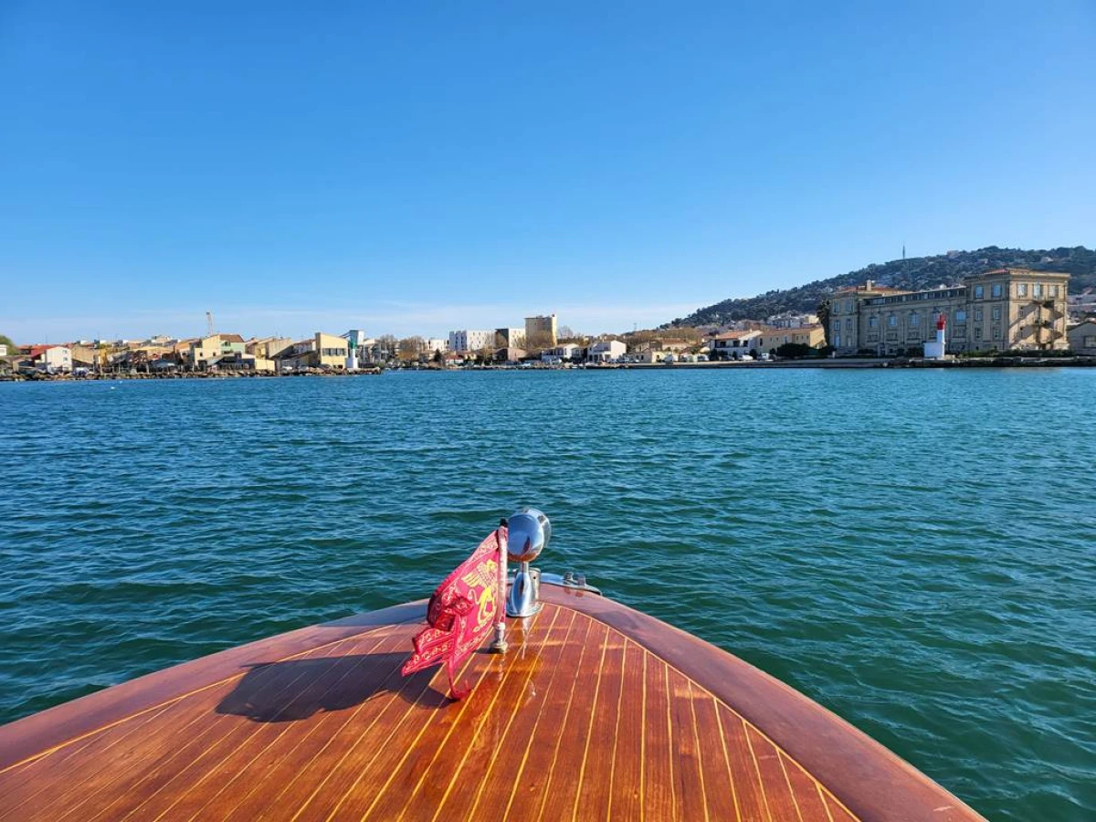 Sète et les petits port de la Lagune - Bonjour Fun