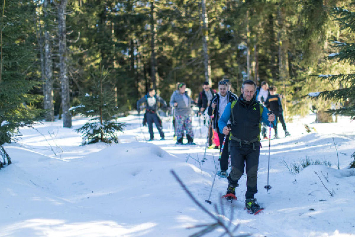 Sortie raquettes en famille - Bonjour Fun