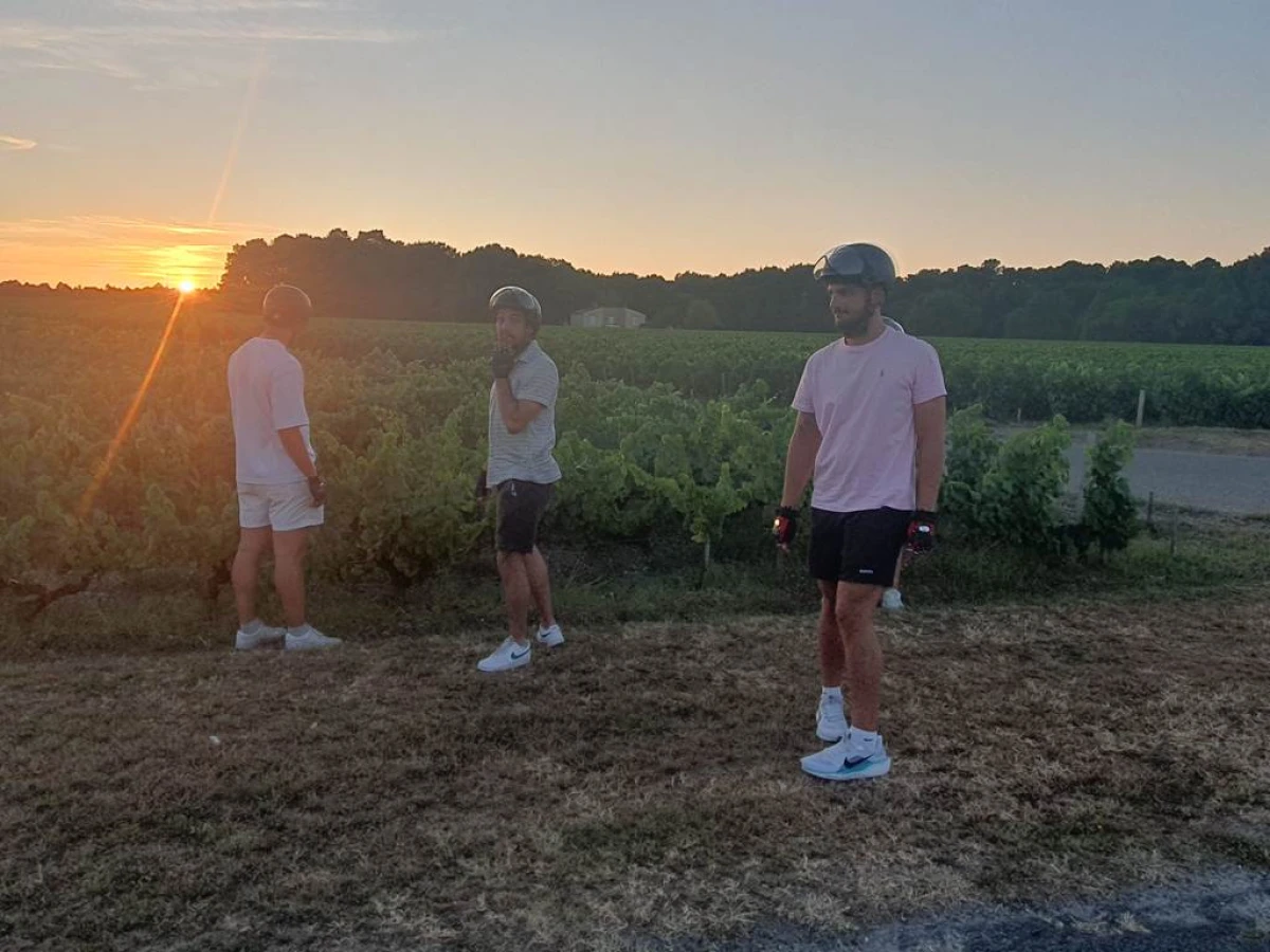 Sortie soirée en trottinette électrique tout terrain entre lacs et vignobles de Pessac Léognan - Bonjour Fun