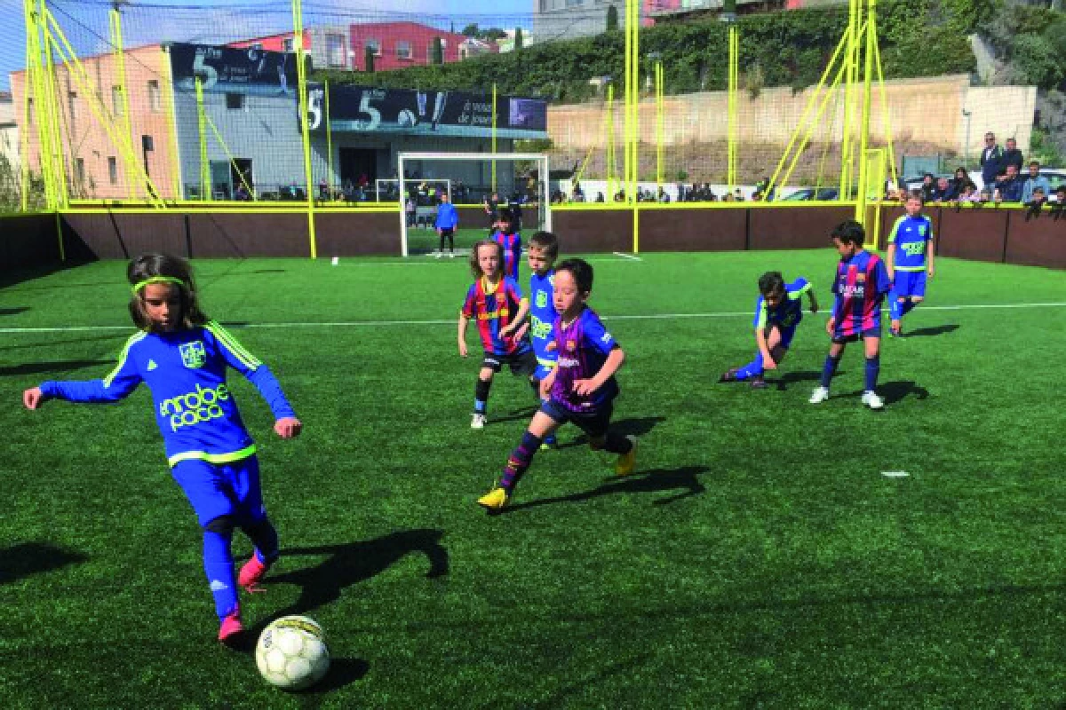 Stage de foot enfant - vacances scolaires - Bonjour Fun