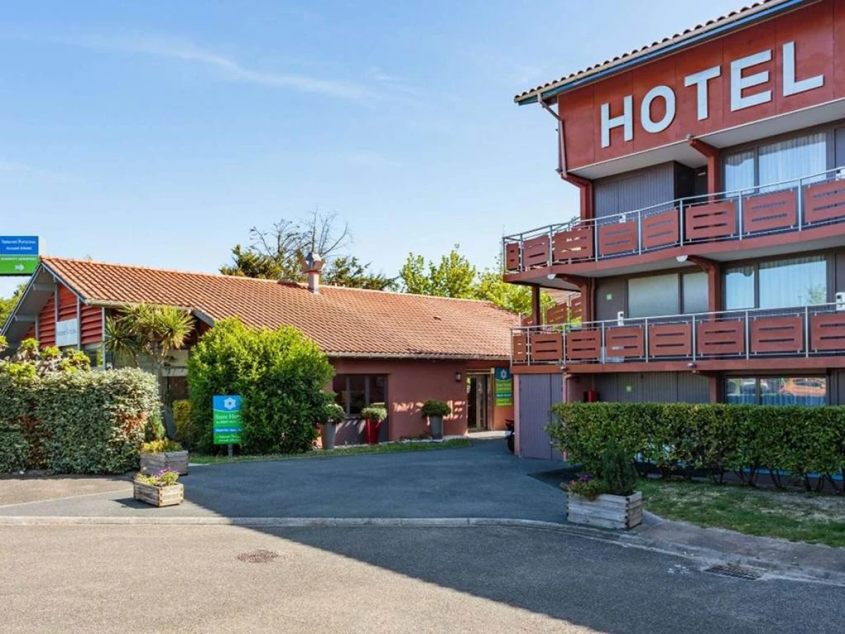 Sure Hotel by Best Western Biarritz Aeroport - Bonjour Fun