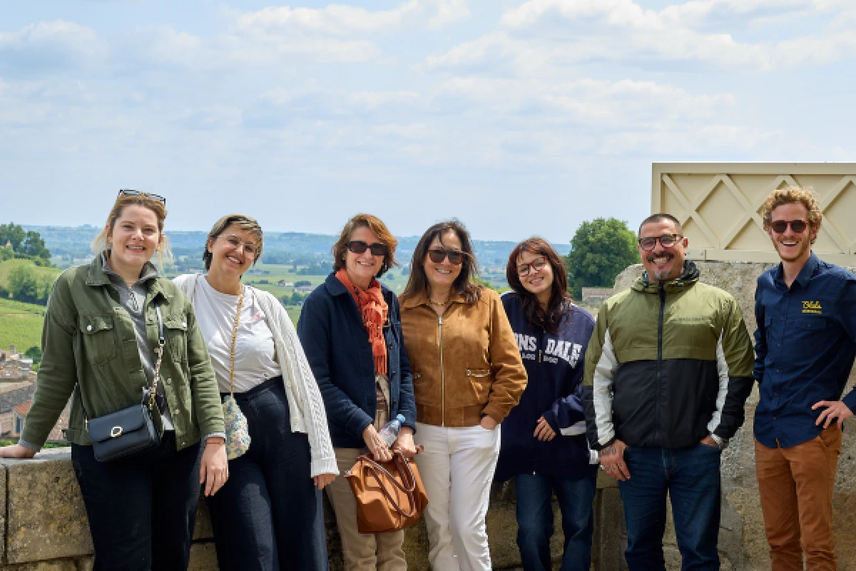 Tour 1/2 journée Saint-Emilion : Village, Château et dégustations - Bonjour Fun