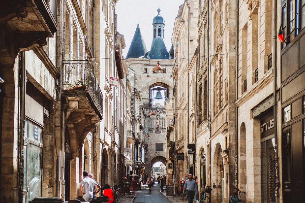 Tour Gastronomique Bordeaux - Bonjour Fun