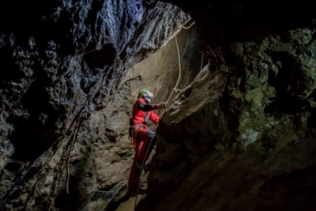 Via Ferrata Souterraine | Tellure mine d'argent - Bonjour Fun