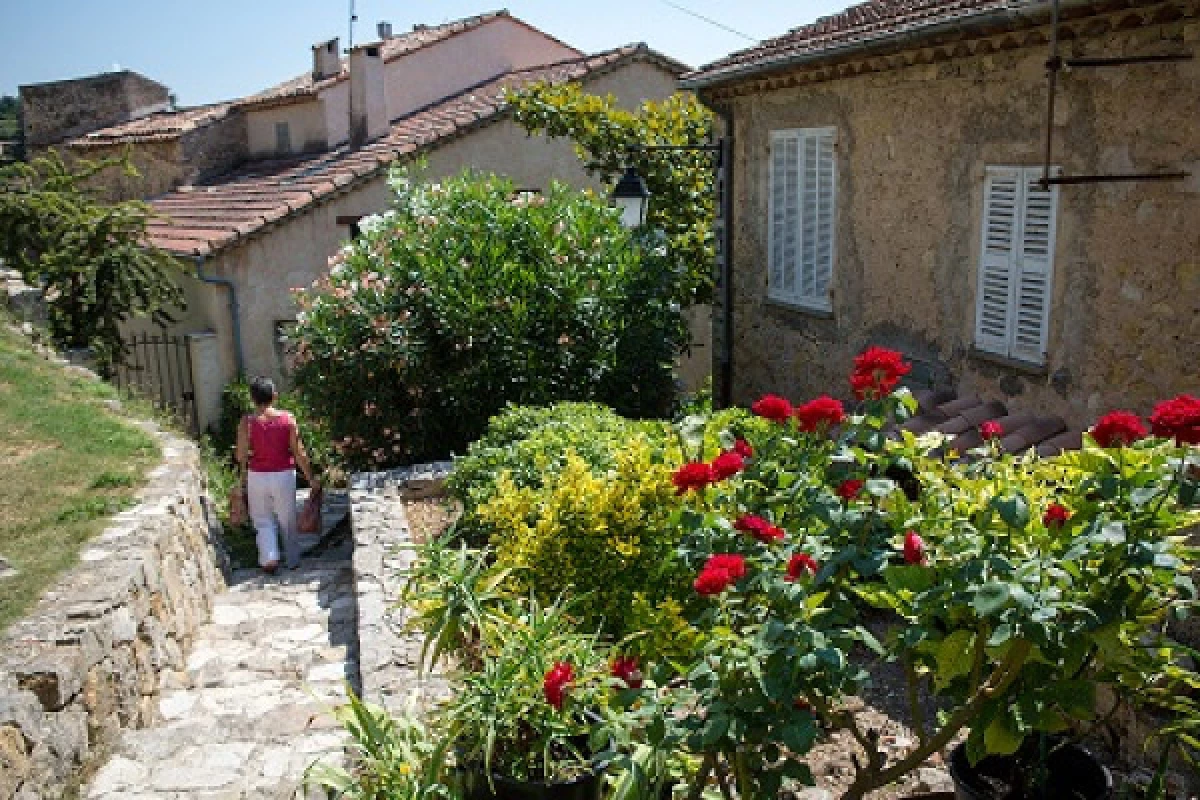 Visite commentée du village de Montauroux - Bonjour Fun