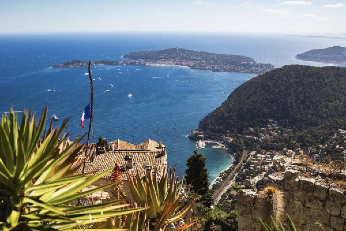 Visite d'Eze Village en vélo électrique depuis Nice - Bonjour Fun