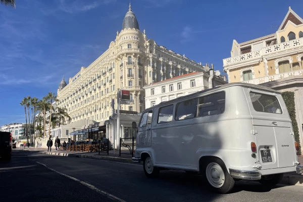 Visite de Cannes en Van Vintage  (2 heures) - Bonjour Fun