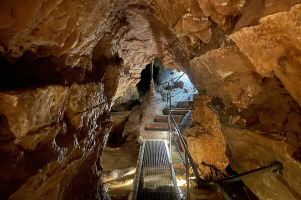 Visite de la grotte  - Bonjour Fun