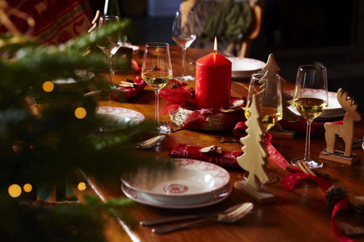 Visite, dégustation et repas de Noël dans notre salon immersif - Bonjour Fun