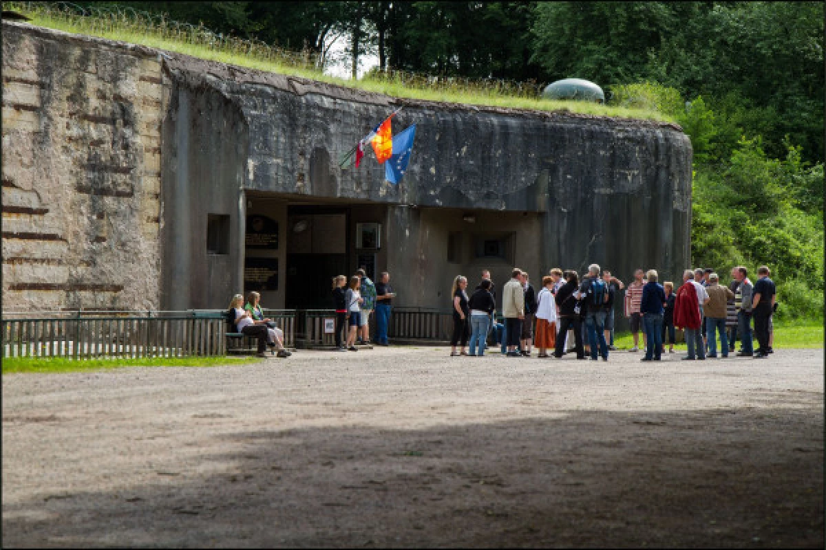 Visite guidée de la Ligne Maginot "Four-à-Chaux" Lembach - Bonjour Fun