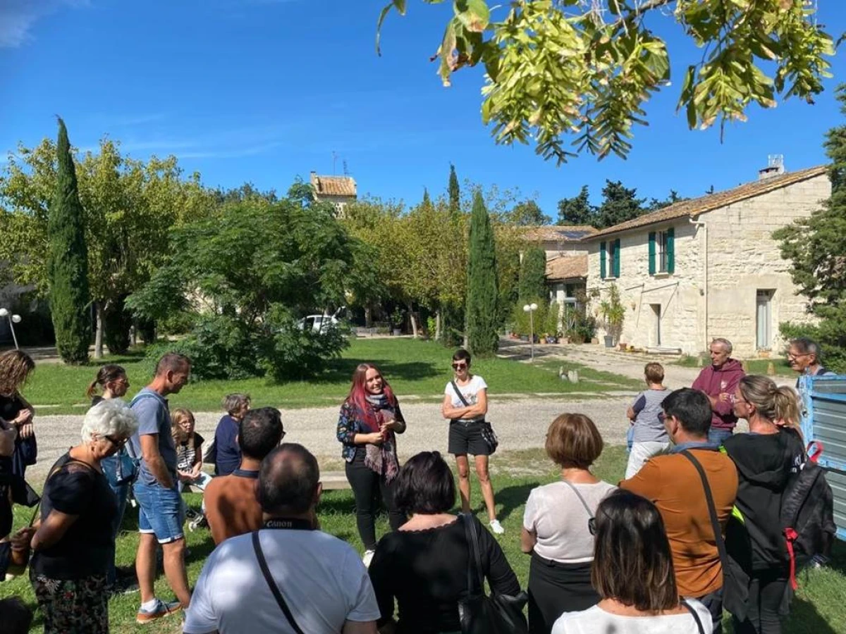 Visite Guidée de la Plante au Parfum - Bonjour Fun