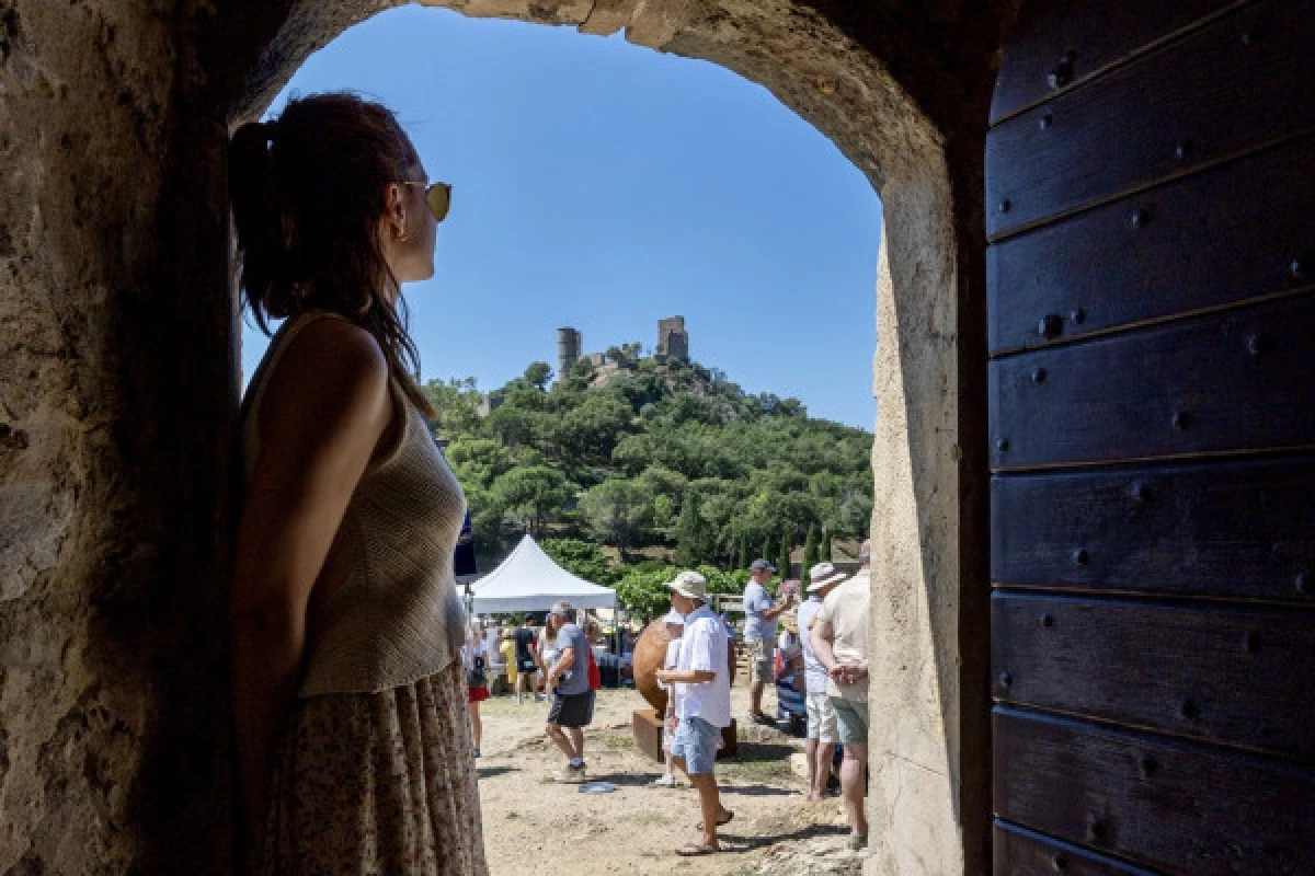 Visite guidée du Grimaud authentique - Bonjour Fun