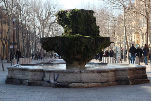 Visite publique | Aix-en-Provence | Places et fontaines - Bonjour Fun