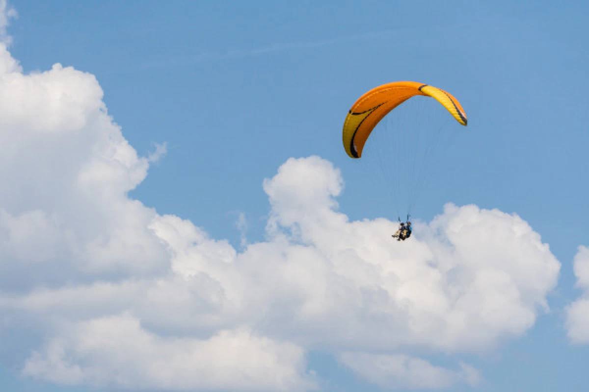 Vol en parapente Biplace formule "découverte" - Bonjour Fun