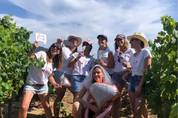 Votre EVJF/EVG dans les vignobles du Golfe de St-Tropez - Bonjour Fun